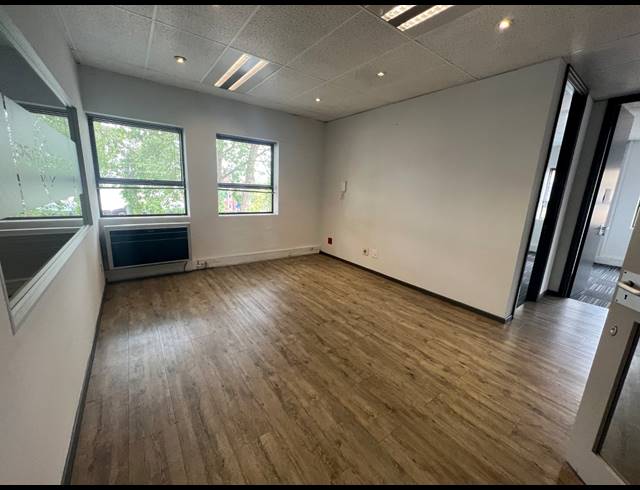 270M² OFFICE TO LET IN ILLOVO